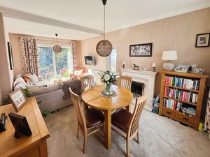 Lounge- click for photo gallery